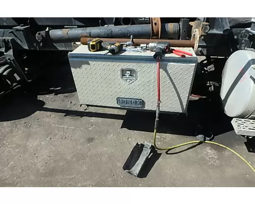 MACK CV713 GRANITE Tool Box