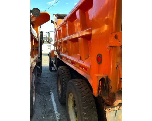 MACK CV713GRANITE Complete Vehicle