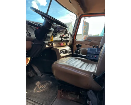 MACK CV713GRANITE Complete Vehicle