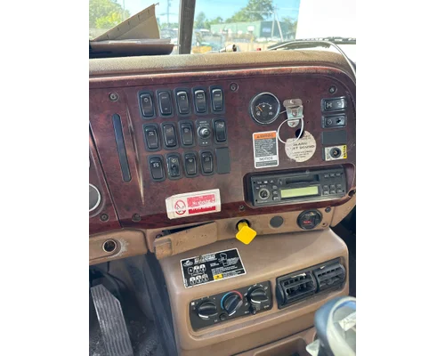 MACK CV713GRANITE Complete Vehicle