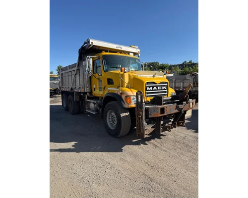 MACK CV713GRANITE Complete Vehicle