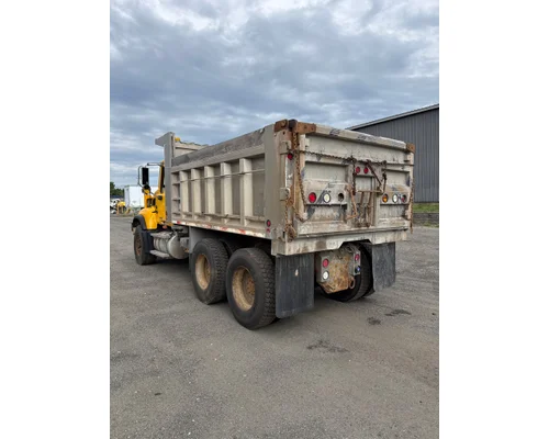 MACK CV713GRANITE Complete Vehicle