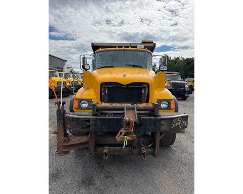 MACK CV713GRANITE Complete Vehicle