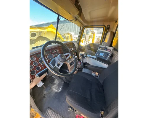 MACK CV713GRANITE Complete Vehicle