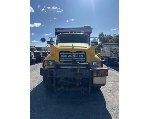 MACK CV713GRANITE Complete Vehicle