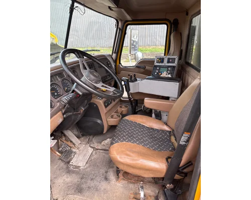 MACK CV713GRANITE Complete Vehicle