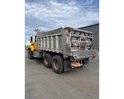 MACK CV713GRANITE Complete Vehicle
