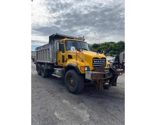 MACK CV713GRANITE Complete Vehicle