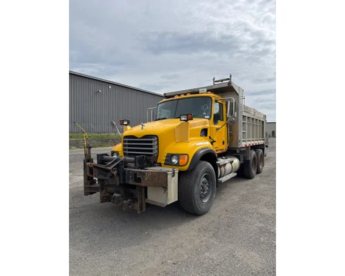 MACK CV713GRANITE Complete Vehicle