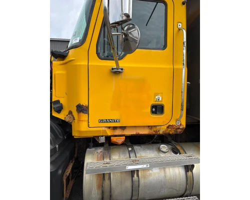 MACK CV713GRANITE Complete Vehicle