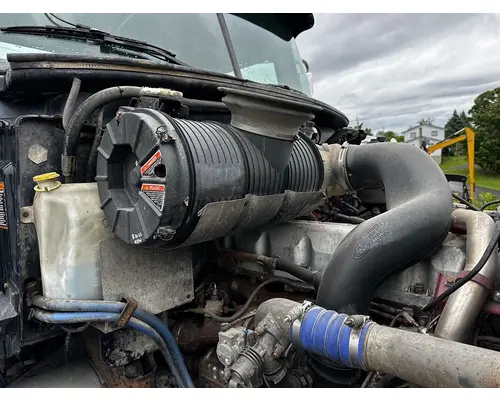 MACK CV713 Air Cleaner