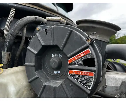 MACK CV713 Air Cleaner