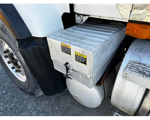 MACK CV713 Battery Box