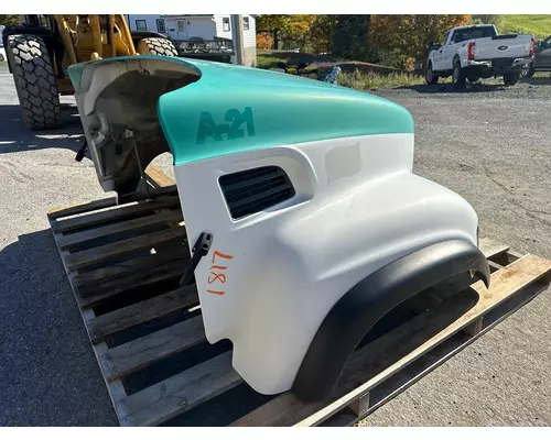 MACK CV713 Hood
