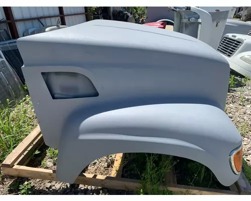 MACK CV713 Hood