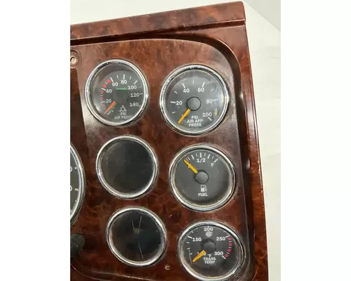 MACK CV713 Instrument Cluster