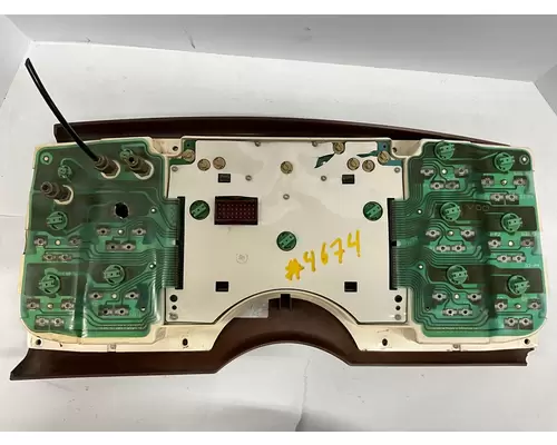 MACK CV713 Instrument Cluster