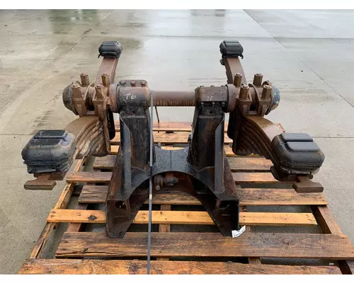 MACK CV713 Suspension