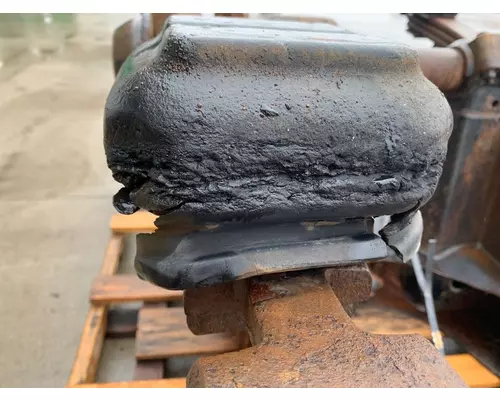 MACK CV713 Suspension