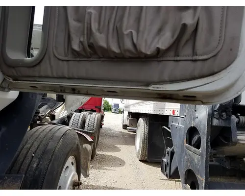 MACK CX 1999-2003 DOOR ASSEMBLY, FRONT