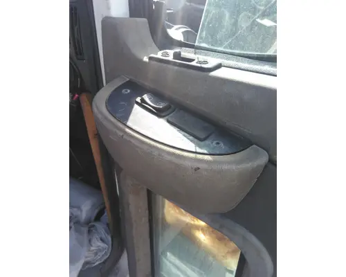 MACK CX 2004-2005 DOOR ASSEMBLY, FRONT