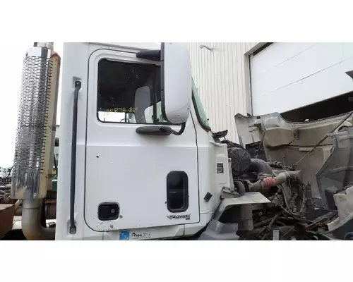 MACK CX 2004-2005 DOOR ASSEMBLY, FRONT
