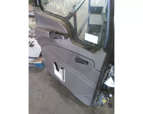 MACK CX 2004-2005 DOOR ASSEMBLY, FRONT