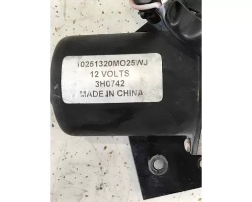 MACK CX600/VISION SERIES Wiper Motor, Windshield