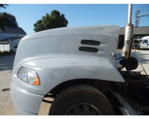 MACK CX612 1999-2005 HOOD