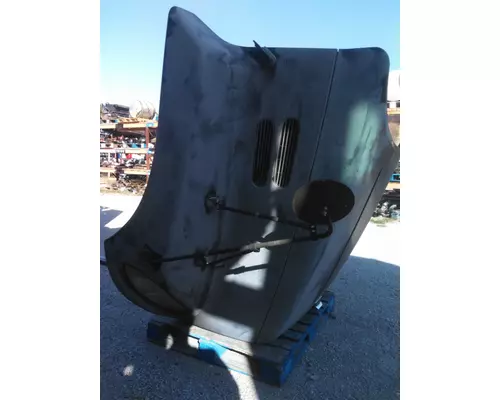 MACK CX612 1999-2005 HOOD