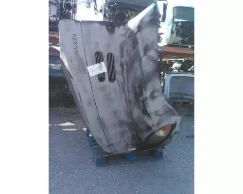 MACK CX612 1999-2005 HOOD