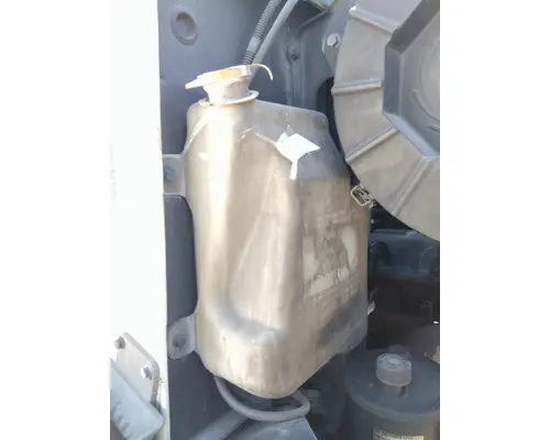 MACK CX612 AIR CLEANER
