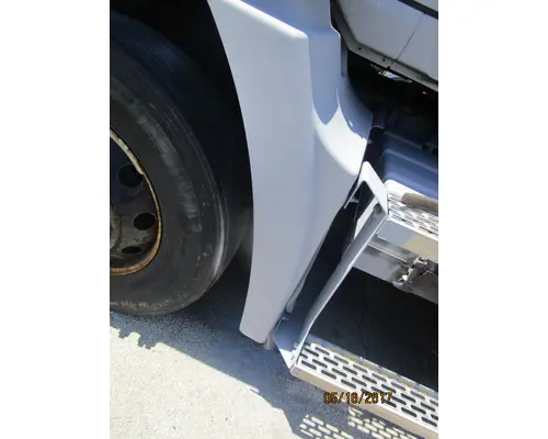 MACK CX612 FENDER EXTENSION