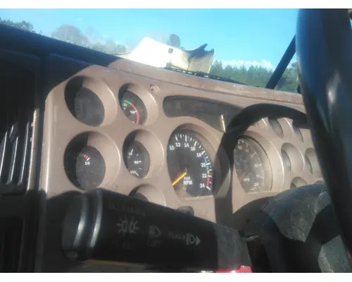 MACK CX612 GAUGE CLUSTER