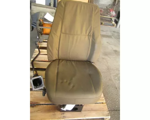 MACK CX612 SEAT, FRONT