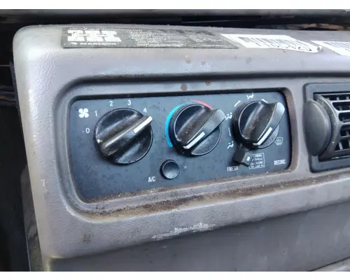 MACK CX612 TEMPERATURE CONTROL