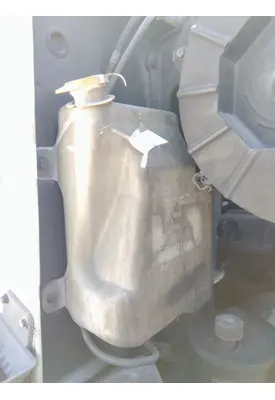 MACK CX612 WINDSHIELD WASHER RESERVOIR