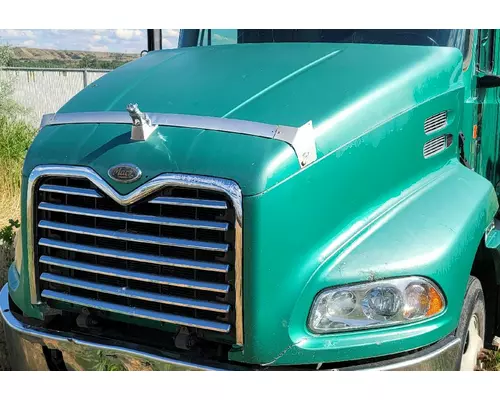 MACK CX613 1999-2005 HOOD