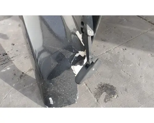 MACK CX613 1999-2005 HOOD