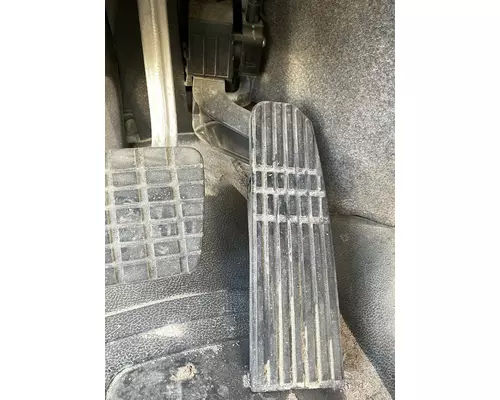 MACK CX613 VISION Accelerator Pedal