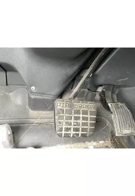 MACK CX613 VISION Brake/Clutch Pedal Box