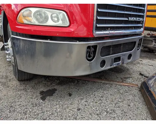 MACK CX613 VISION Bumper Assembly, Front