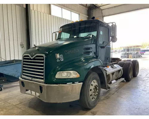 MACK CX613 VISION Cab Assembly