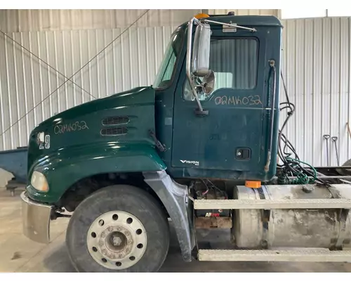 MACK CX613 VISION Cab Assembly