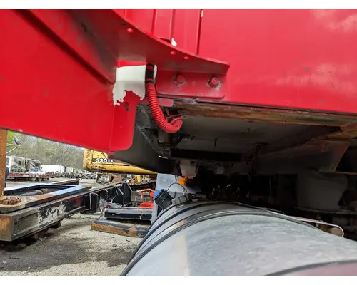 MACK CX613 VISION Cab Mount
