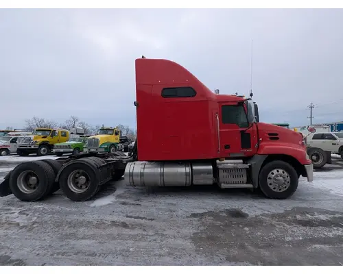 MACK CX613 VISION Complete Vehicle