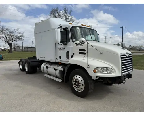 MACK CX613 VISION Complete Vehicle