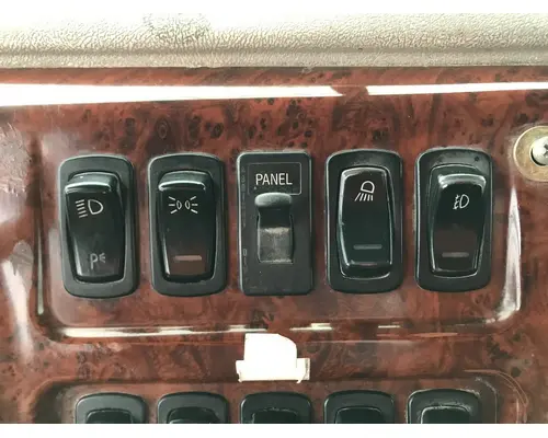 MACK CX613 VISION Dash Assembly