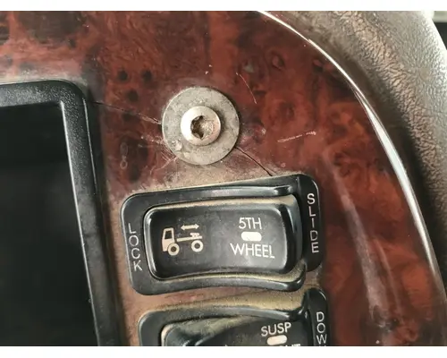 MACK CX613 VISION Dash Assembly