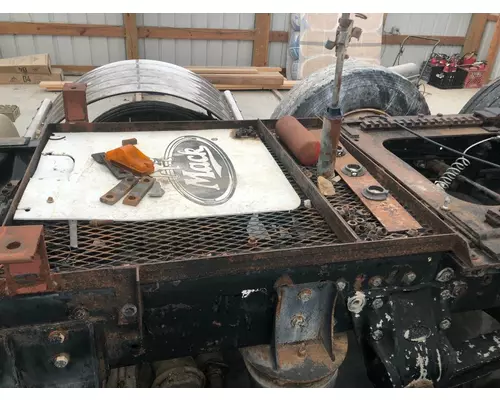 MACK CX613 VISION Deckplate